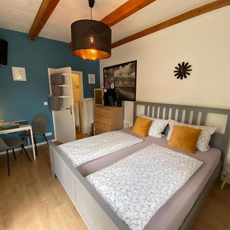 Kleines Doppelzimmer Mit Eigenem Bad Und Kuehlschrank, Frisch Saniert فريادريتشسكوغ المظهر الخارجي الصورة